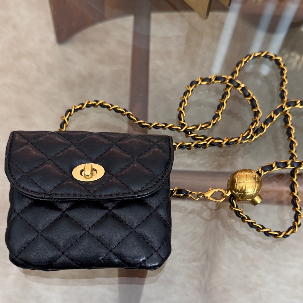 Black Quilted Chain  Bag belt